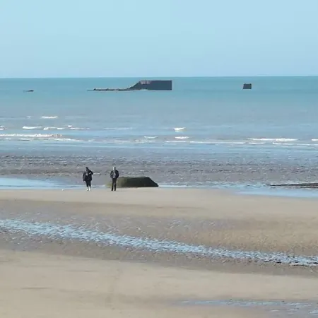 La Caravelle 10 Boulevard Gilbert Longuet * 아로만체스레방